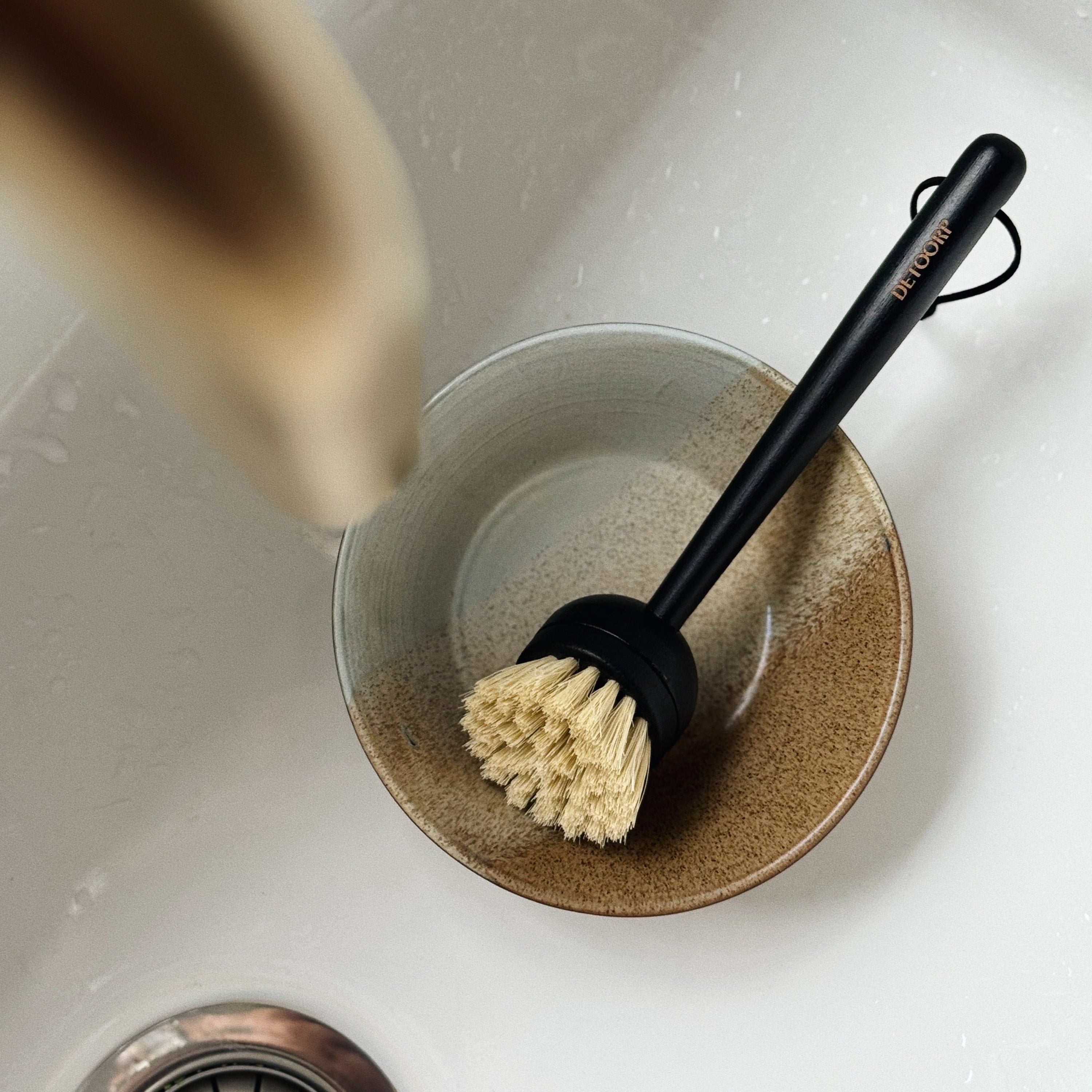 Detoorp | Bamboo Dish Washing Brush | Cleaning Brush | Sisal Bristles